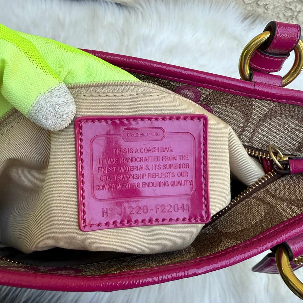 Coach Peyton signature clover tote - Picture 15 of 16